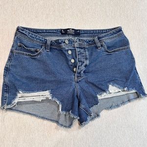 Curvy High Rise Mom Hollister Shorts